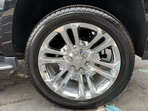 Used 2019 GMC Yukon XL SLT w/ Premium Edition image 39