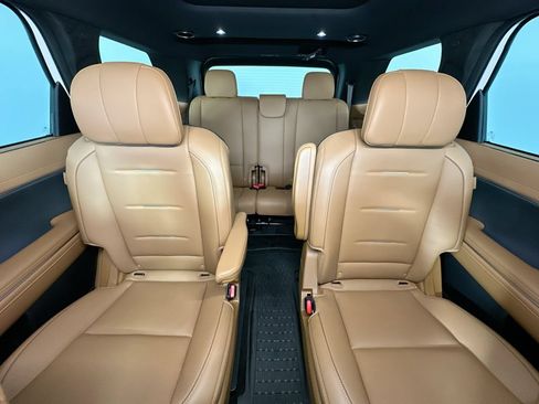 Used 2026 Hyundai Palisade Calligraphy AWD/4WD image 13