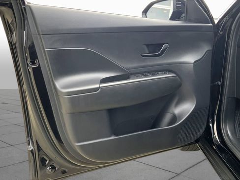 Used 2024 Hyundai Kona SEL FWD image 20