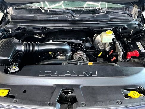 Used 2019 RAM 1500 Big Horn AWD/4WD image 30