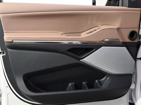 New 2026 Lincoln Navigator Black Label AWD/4WD image 23