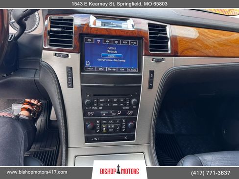 Used 2012 Cadillac Escalade Platinum image 33