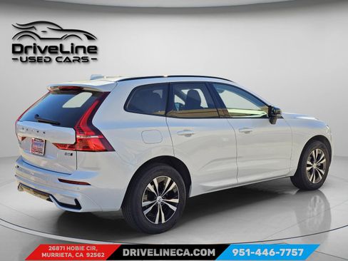 Used 2025 Volvo XC60 B5 Core image 7