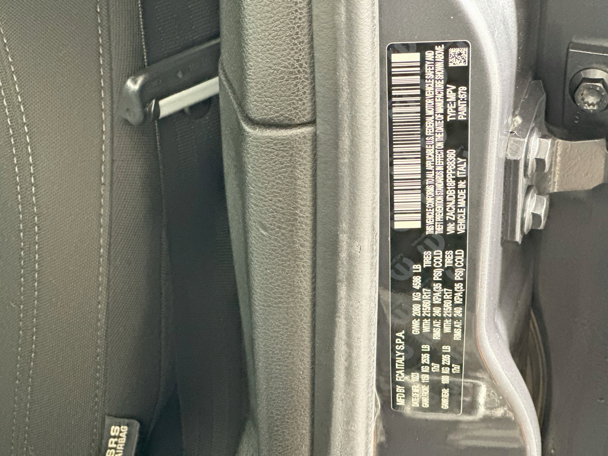 Used 2023 Jeep Renegade Latitude AWD/4WD image 12