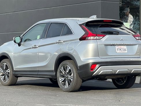 Used 2025 Mitsubishi Eclipse Cross Black Edition image 8