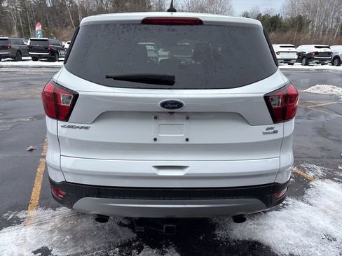 Used 2019 Ford Escape SE image 8