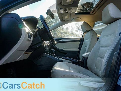 Used 2018 Volkswagen Jetta SE image 18