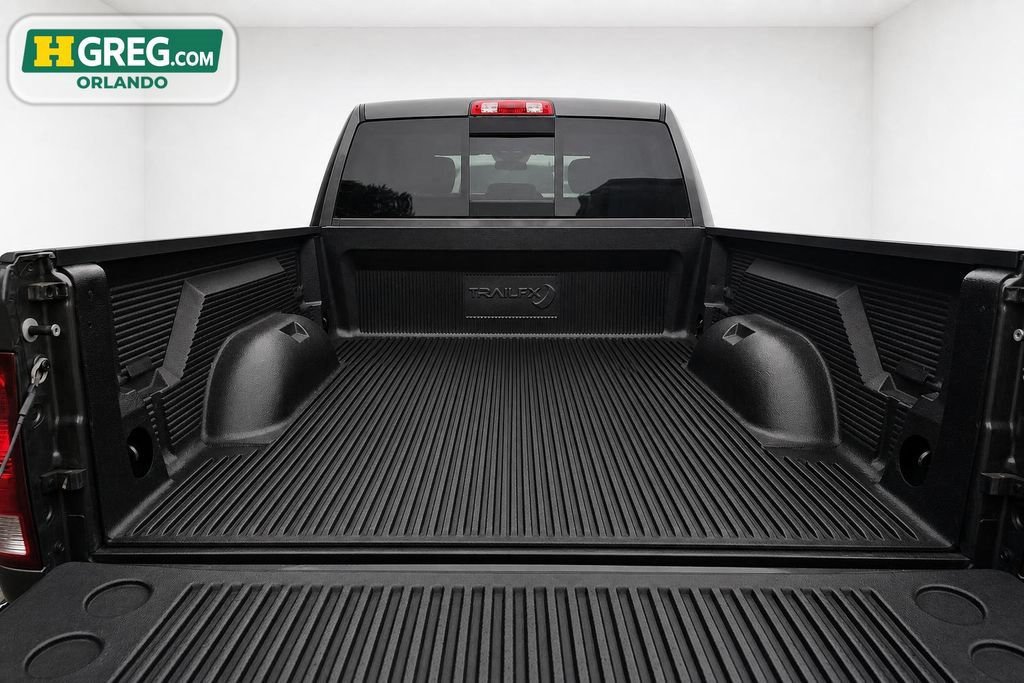 Used 2019 RAM 1500 Classic SLT RWD image 16