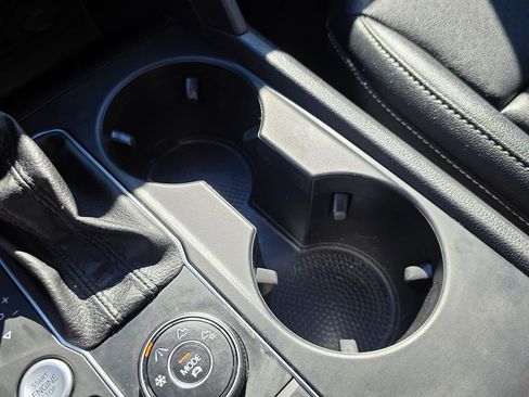 Used 2021 Volkswagen Atlas SE image 43