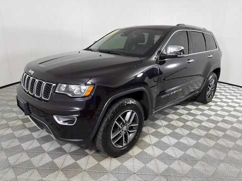 Used 2018 Jeep Grand Cherokee Limited AWD/4WD image 9