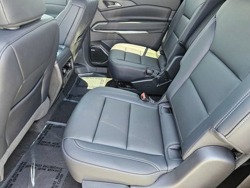 New 2026 Chevrolet Traverse LT w/ Enhanced Driving Package FWD image 19
