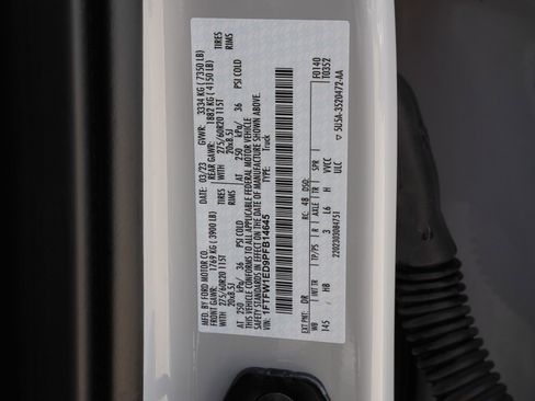 Used 2023 Ford F150 Lariat w/ Equipment Group 502A High image 30