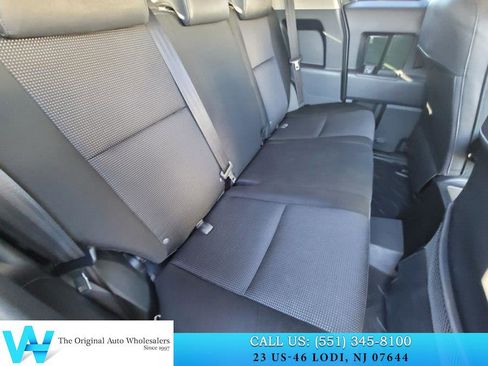 Used 2010 Toyota FJ Cruiser Base image 17