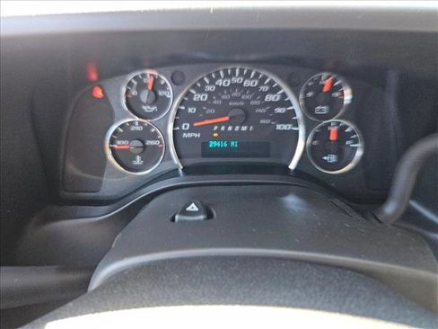Used 2023 GMC Savana 2500 w/ Driver Convenience Package image 18