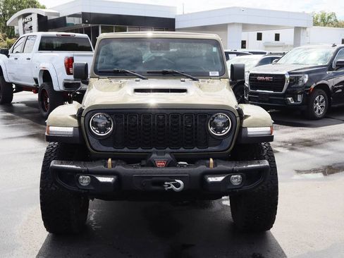 Used 2025 Jeep Wrangler Unlimited Rubicon 392 image 4