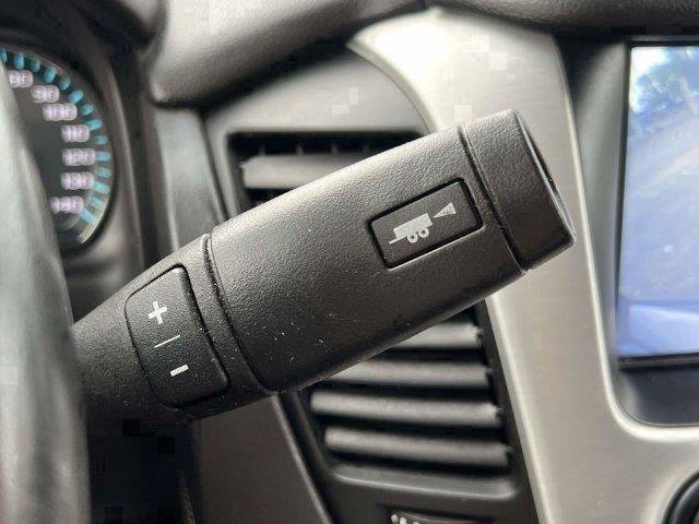 Used 2020 GMC Yukon XL SLE w/ SLE Value Package AWD/4WD image 29