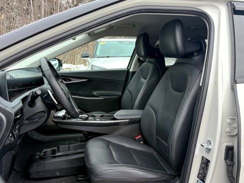 Used 2022 Kia EV6 Wind image 16