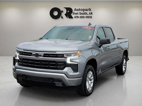 Used 2026 Chevrolet Silverado 1500 RST AWD/4WD image 2