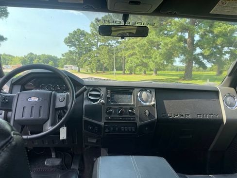 Used 2008 Ford F250 FX4 AWD/4WD image 23