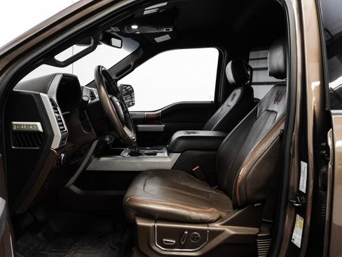 Used 2015 Ford F150 King Ranch w/ Equipment Group 601A Luxury image 4