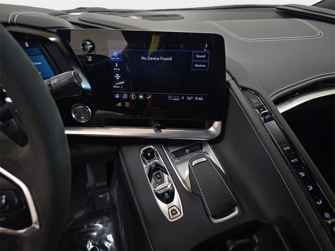 Used 2023 Chevrolet Corvette Stingray Convertible w/ Z51 Performance Package image 18