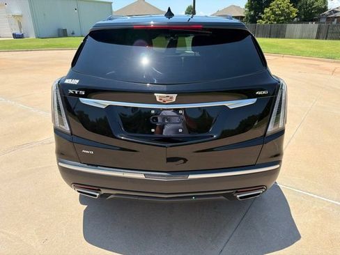 Certified 2025 Cadillac XT5 Sportv w/ Technology Package AWD/4WD image 4