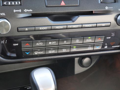 Used 2019 Lexus RX 350 AWD image 24