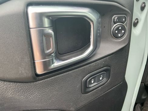 Used 2023 Jeep Wrangler Unlimited Rubicon 392 w/ Dual Top Group image 17