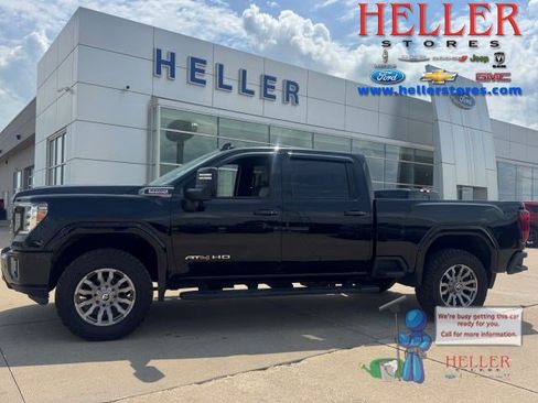 Used 2022 GMC Sierra 2500 AT4 w/ AT4 Preferred Package AWD/4WD image 1