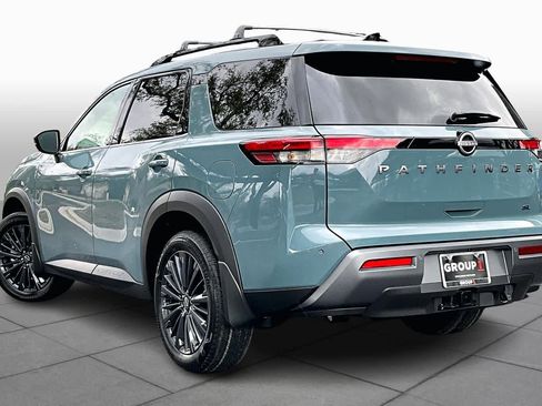 New 2026 Nissan Pathfinder SL image 12