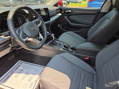 Certified 2026 Volkswagen Jetta SEL FWD image 9