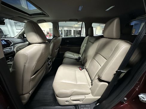 Used 2022 Honda Pilot Special Edition image 18