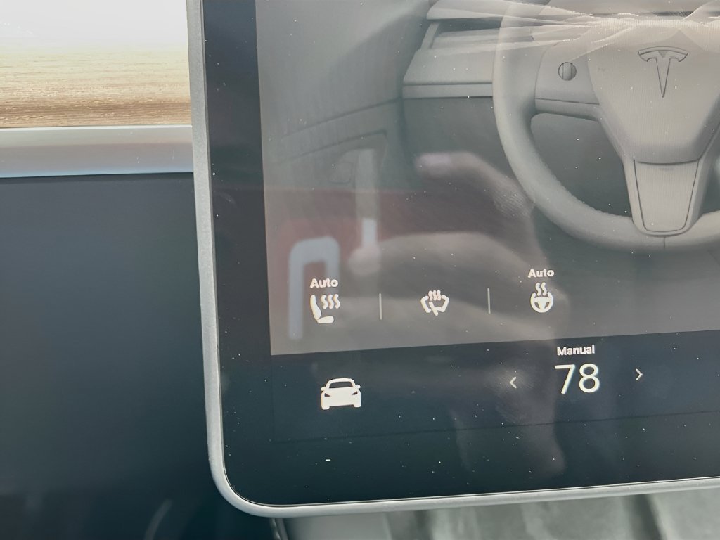 Used 2024 Tesla Model Y Long Range RWD image 20