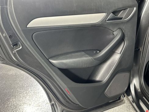 Used 2018 Audi Q3 2.0T Premium image 30