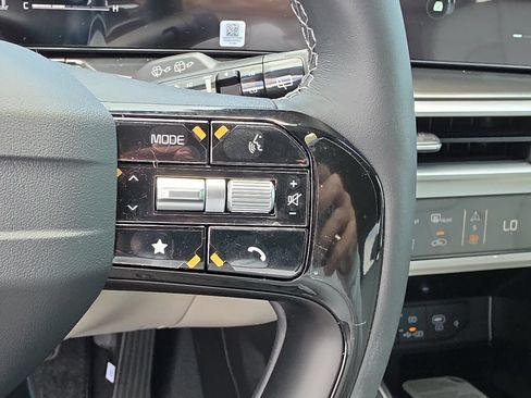 New 2026 Kia Sorento S FWD image 31