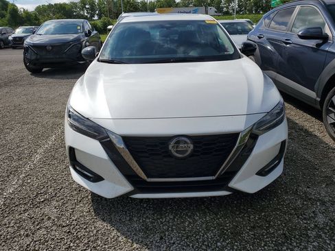 Certified 2023 Nissan Sentra SR w/ SR Premium Package FWD image 4