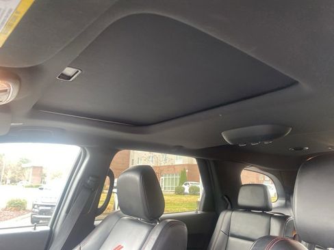 Used 2024 Dodge Durango GT image 15