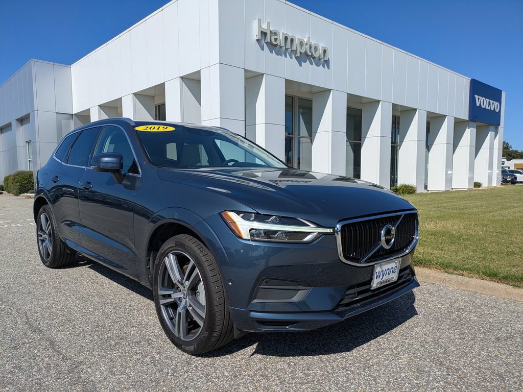Used 2019 Volvo XC60 T6 Momentum w/ Premium Package AWD/4WD image 2