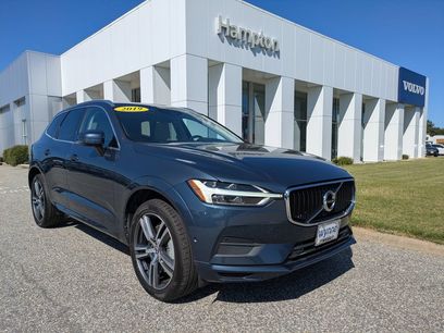 Used 2019 Volvo XC60 T6 Momentum w/ Premium Package
