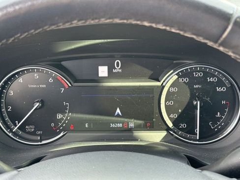 Used 2022 Cadillac XT4 Premium Luxury w/ Enhanced Visibility Package image 15