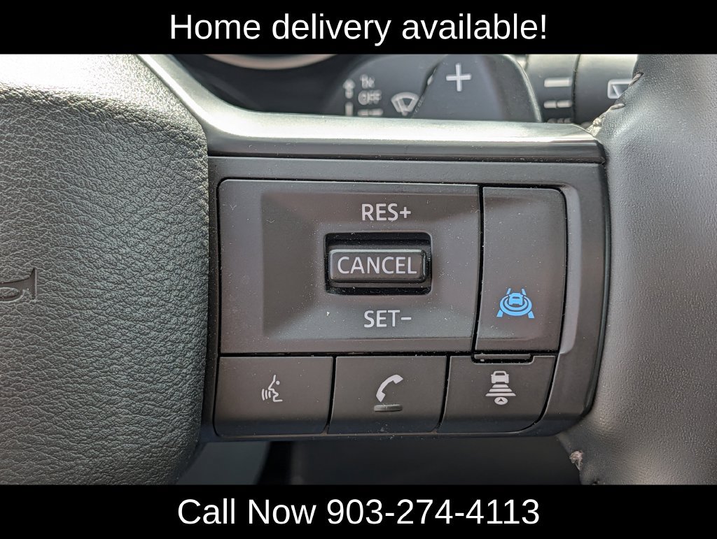 Used 2025 Nissan Rogue SV AWD/4WD image 23