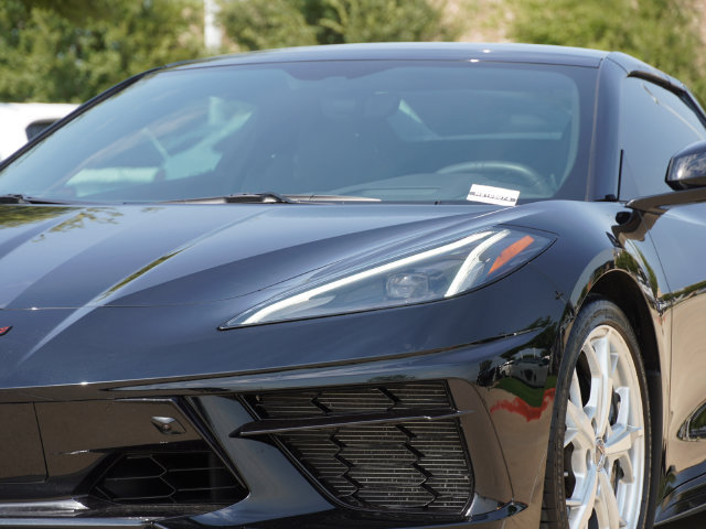 Used 2022 Chevrolet Corvette Stingray Preferred Conv w/ Z51 Performance Package RWD image 7