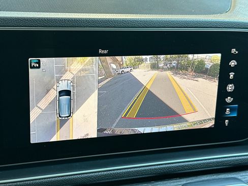 Used 2022 Mercedes-Benz GLE 350 4MATIC image 26