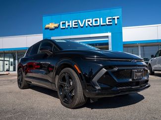 Used 2024 Chevrolet Equinox EV RS video 1