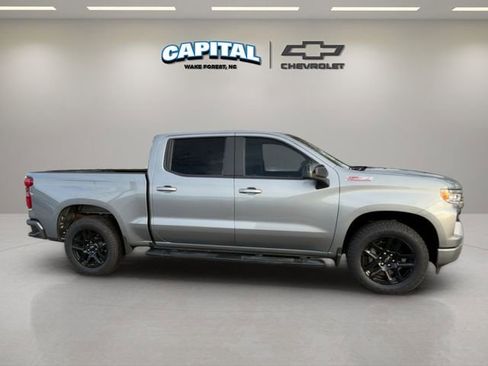 Used 2023 Chevrolet Silverado 1500 RST w/ Z71 Off-Road Package image 6
