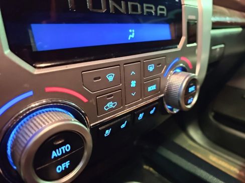 Used 2017 Toyota Tundra 1794 Edition AWD/4WD image 14