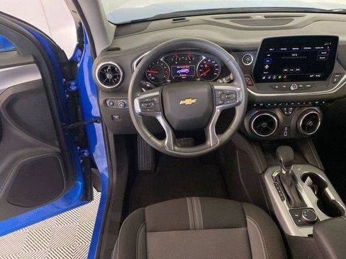 Used 2024 Chevrolet Blazer LT w/ Convenience Package FWD image 37