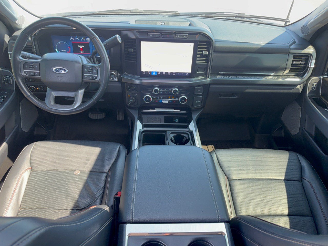 Used 2024 Ford F250 Lariat w/ Sport Appearance Package AWD/4WD image 17