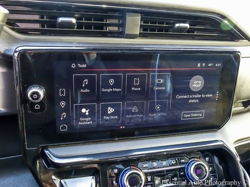 Used 2024 GMC Sierra 2500 AT4X image 16