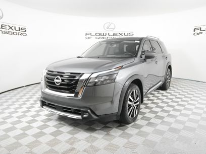 Used 2025 Nissan Pathfinder Platinum w/ Cargo Package